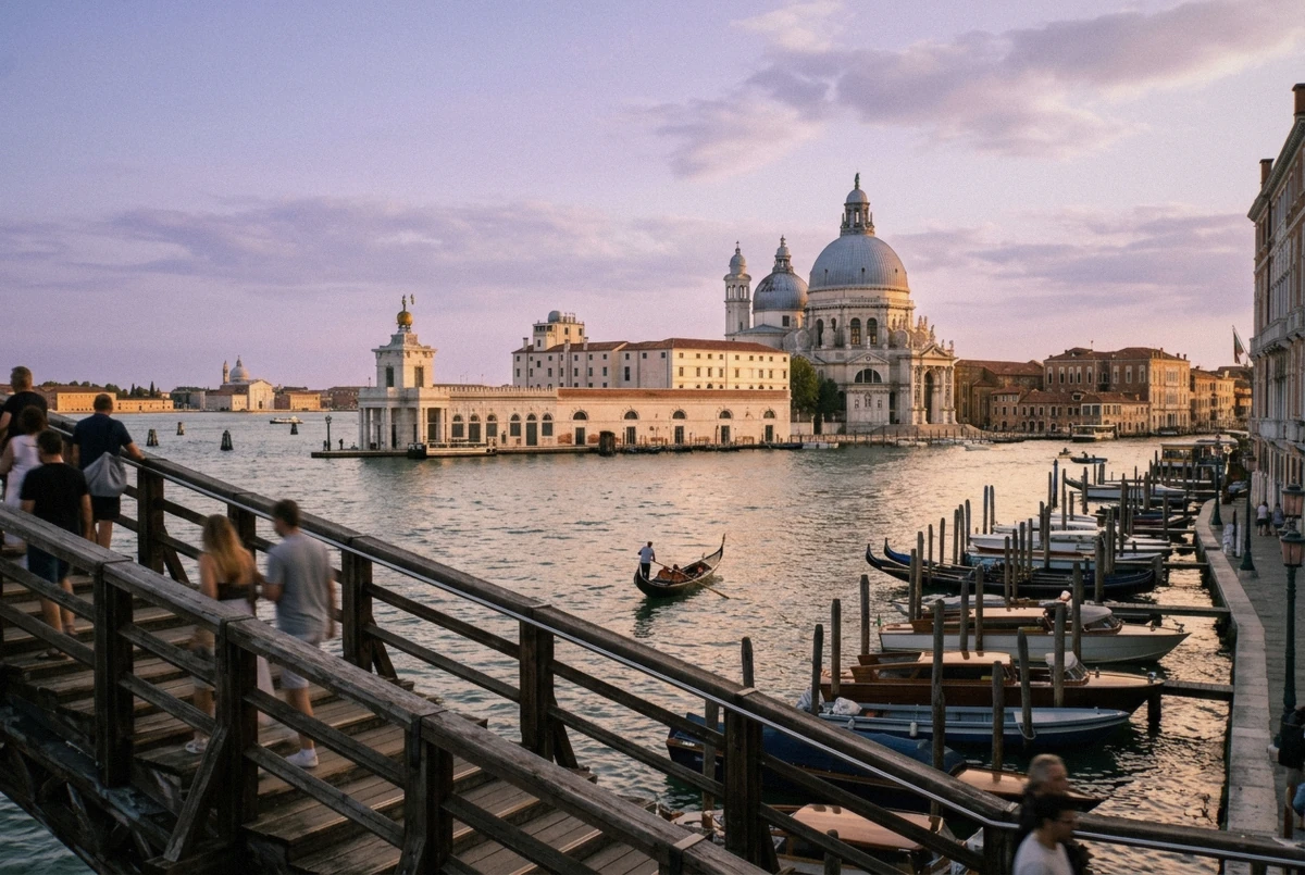 Quiet Dorsoduro canal near the Accademia, the closing stop of this private photographer Venice walking session